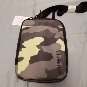 NWT Lululemon Camo Crossbody Bag